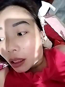 Ella-aa online show from March 11, 2:56 pm