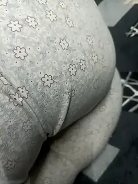 Sexyqueen102  online show from February 28, 5:36 pm