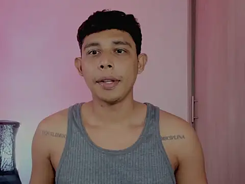 Snapshot of nilo2021 chatting on March 27, 1:22 pm nilo2021 online show from March 27, 1:22 pm