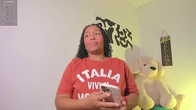 Nia13 online show from February 9, 5:22 am