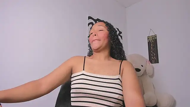 Nia13 online show from March 15, 6:08 am