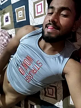 Snapshot of LustyDanky chatting on February 13, 11:17 am LustyDanky online show from February 13, 11:17 am