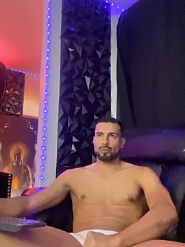 bastian bigcock online show from April 7, 3:18 am