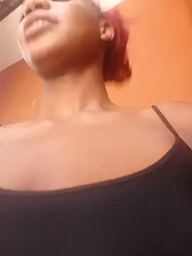 Snapshot of MARTHAJANE02 chatting on July 3, 6:20 am MARTHAJANE02 online show from July 3, 6:20 am