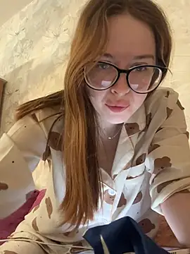 Snapshot of MalliSun chatting on February 10, 3:27 pm MalliSun online show from February 10, 3:27 pm