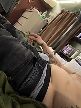 mileslongdeep online show from February 13, 6:42 am