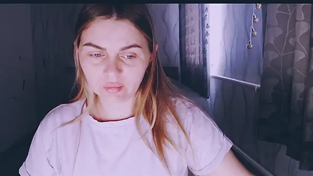 MagicKatarina  online show from March 27, 5:24 am