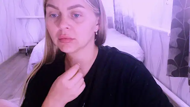 MagicKatarina  online show from July 13, 7:44 am