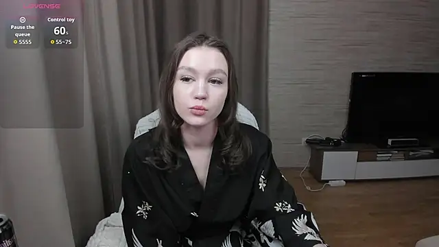 Snapshot of CarmenHill chatting on February 17, 4:42 am CarmenHill online show from February 17, 4:42 am