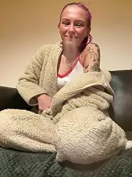 Milssweetx online show from February 14, 8:11 am