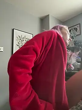 Milssweetx online show from April 4, 9:29 am