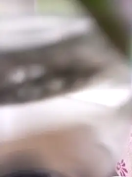 Snapshot of BustyBmw chatting on February 26, 2:49 pm BustyBmw online show from February 26, 2:49 pm