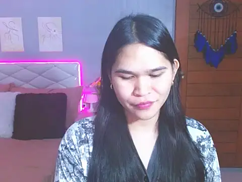 Snapshot of alianabrooks chatting on February 1, 12:26 pm alianabrooks online show from February 1, 12:26 pm