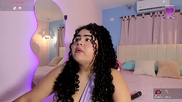 Snapshot of LOU_22_ chatting on February 3, 1:16 pm LOU 22 online show from February 3, 1:16 pm