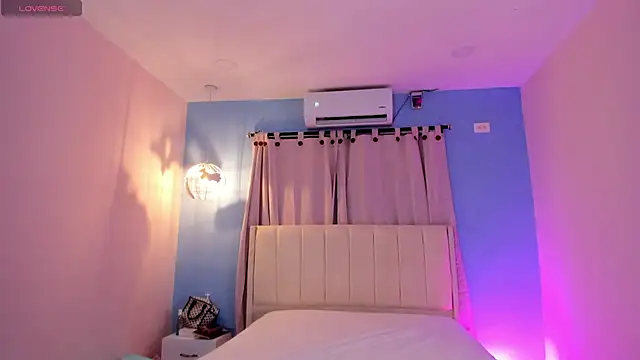 LOU 22  online show from March 4, 12:55 pm