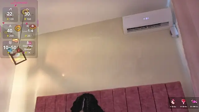Snapshot of LOU_22_ chatting on May 11, 4:04 pm LOU 22 online show from May 11, 4:04 pm