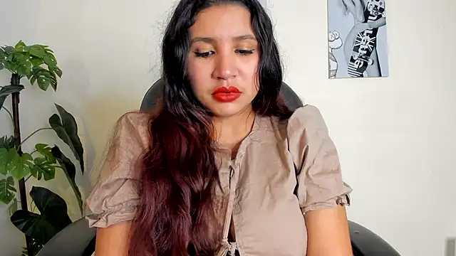 Victoria Rosee online show from February 6, 12:41 pm