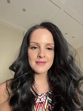 Evayra online show from April 13, 9:20 pm