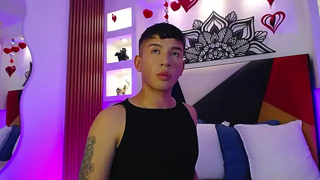 Snapshot of Fancy_Vixen chatting on February 17, 3:25 am Fancy Vixen online show from February 17, 3:25 am