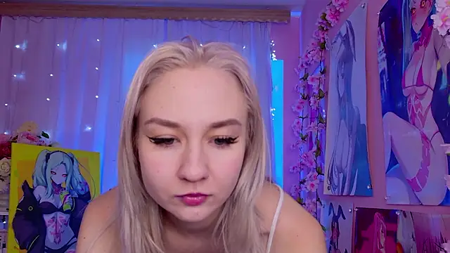 Snapshot of Audrey_Kiss chatting on February 1, 6:56 am Audrey Kiss online show from February 1, 6:56 am