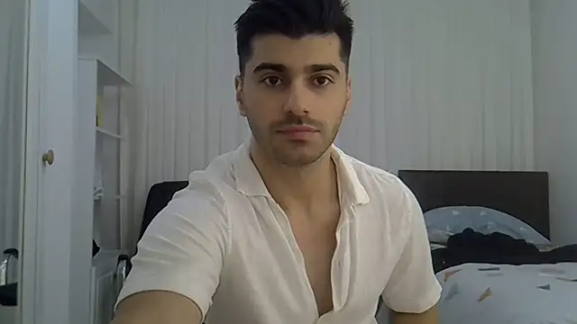 Snapshot of ciceroable chatting on February 6, 6:22 pm ciceroable online show from February 6, 6:22 pm