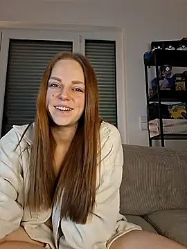 Snapshot of Larifari0406 chatting on March 1, 8:33 pm Larifari0406 online show from March 1, 8:33 pm