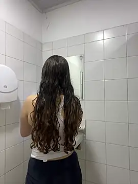 Snapshot of Annie_bonnie_ chatting on February 22, 11:42 am Annie bonnie online show from February 22, 11:42 am