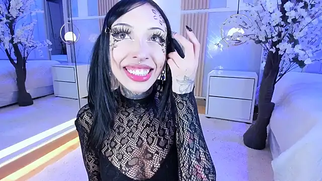 SalemBlackrose online show from March 15, 5:24 am