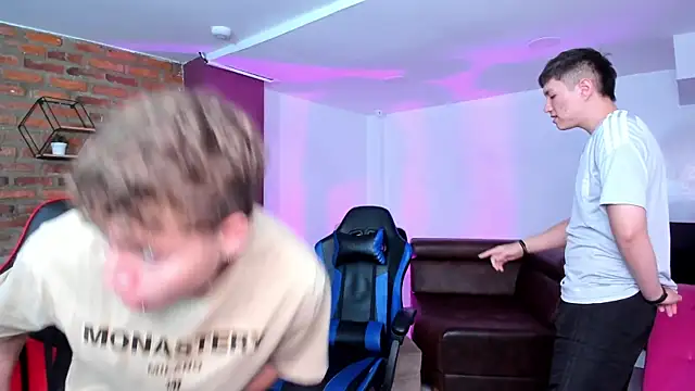 Snapshot of Bad_Boys777 chatting on February 13, 9:44 pm Bad Boys777 online show from February 13, 9:44 pm