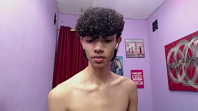 bigcock twinks online show from April 10, 7:29 pm