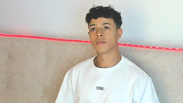 Snapshot of _Alex_Colton chatting on February 26, 10:09 pm Alex Colton online show from February 26, 10:09 pm