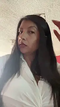 Snapshot of Bamby08 chatting on April 19, 7:49 pm Bamby08 online show from April 19, 7:49 pm