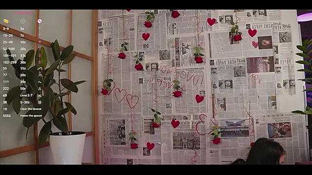 Snapshot of sexteasy chatting on February 16, 12:40 am sexteasy online show from February 16, 12:40 am