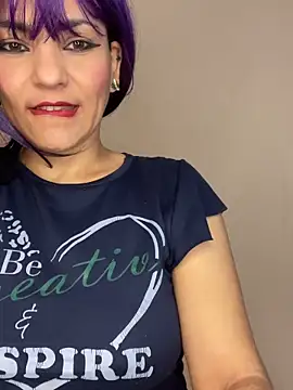 eva luz online show from March 25, 8:59 pm