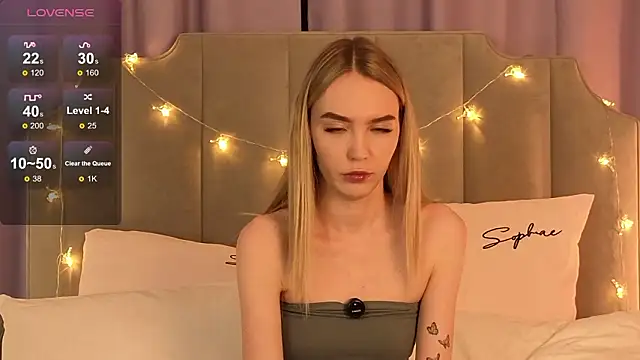 NikkiRyx online show from February 3, 5:51 pm