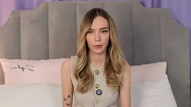 Snapshot of NikkiRyx chatting on May 21, 3:19 pm NikkiRyx online show from May 21, 3:19 pm