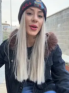 MelaFoxx online show from March 1, 4:42 pm