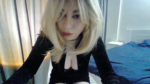 Snapshot of Warmmurr chatting on February 27, 9:37 pm Warmmurr online show from February 27, 9:37 pm