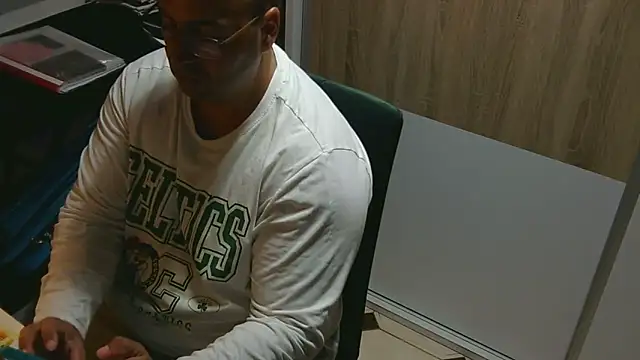 VanillaTime78-Jorge online show from May 2, 9:20 pm