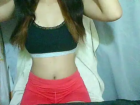 Snapshot of HornyWetPussy4u chatting on May 26, 12:06 am HornyWetPussy4u online show from May 26, 12:06 am