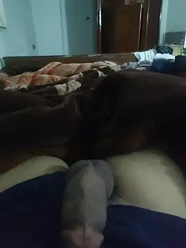 Snapshot of amirMohamed58 chatting on February 5, 10:14 pm amirMohamed58 online show from February 5, 10:14 pm