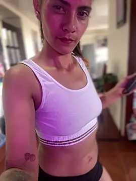 Snapshot of Esperanza_GS chatting on February 9, 8:46 pm Esperanza GS online show from February 9, 8:46 pm