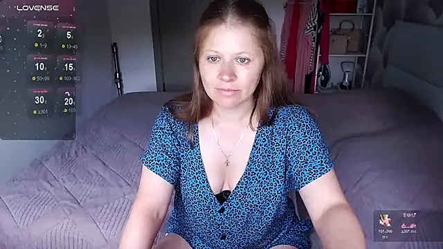 Snapshot of Aleksasamuii chatting on June 27, 5:56 am Aleksasamuii online show from June 27, 5:56 am