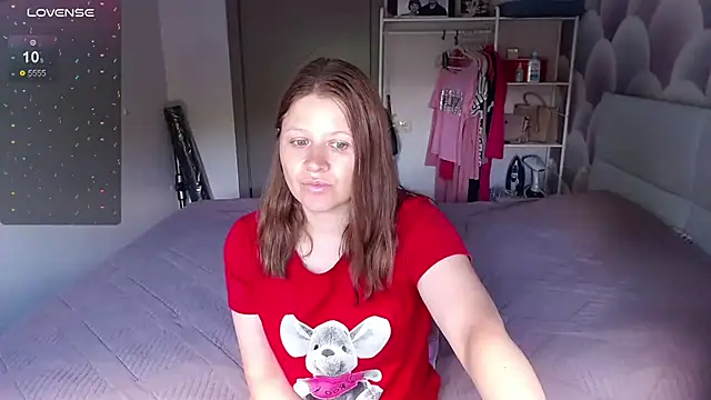 Snapshot of Aleksasamuii chatting on July 15, 7:57 am Aleksasamuii online show from July 15, 7:57 am