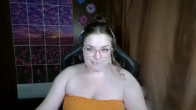 Snapshot of Teasing_Dora chatting on July 7, 10:25 pm Teasing Dora online show from July 7, 10:25 pm