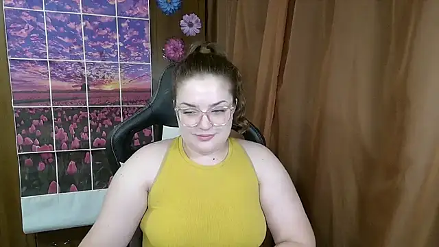 Snapshot of Teasing_Dora chatting on July 14, 12:02 am Teasing Dora online show from July 14, 12:02 am