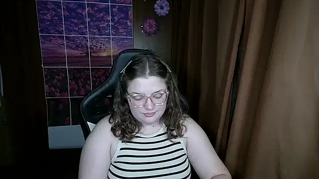 Snapshot of Teasing_Dora chatting on July 27, 12:28 am Teasing Dora online show from July 27, 12:28 am