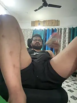 Snapshot of Jagjit07 chatting on February 21, 6:58 am Jagjit07 online show from February 21, 6:58 am
