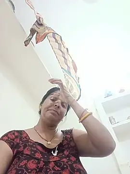 punamji sexe online show from May 30, 7:05 am