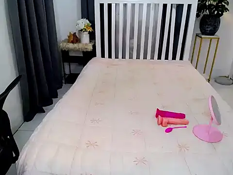 Snapshot of lady_finger1234 chatting on February 17, 2:46 pm lady finger1234 online show from February 17, 2:46 pm